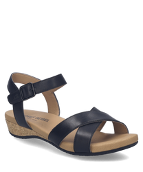 Elegante zwarte sandaal met klittenbandsluiting. De sandaal heeft een kurken zool en leren bandjes voor comfort en stijl.