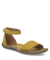 Sandales en cuir jaune avec fermeture Velcro. Design simple et élégant parfait pour l'été avec une semelle confortable.