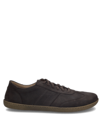 Brauner Sneaker aus Leder mit Schnürung. Flaches Profil und dezente Nähte für einen klassischen Look.