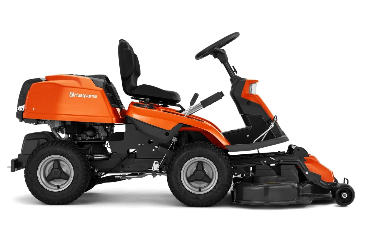 Husqvarna Rider R 216T AWD mit Mähdeck Combi 103