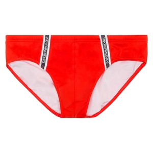 -U5026 red.com