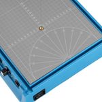 BAUTEC Tech-Cutter 3000 mit großer und glatter Arbeitsfläche inkl. Raster, Millimeterskala und Winkelskala.