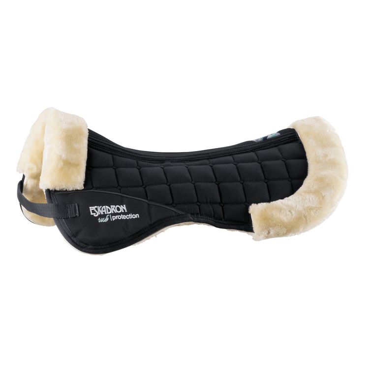 Eskadron Sattelpad Basic Fauxfur in black