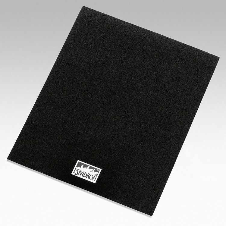 Eskadron Sattelunterlage Anti Slip Pad- dünn in schwarz