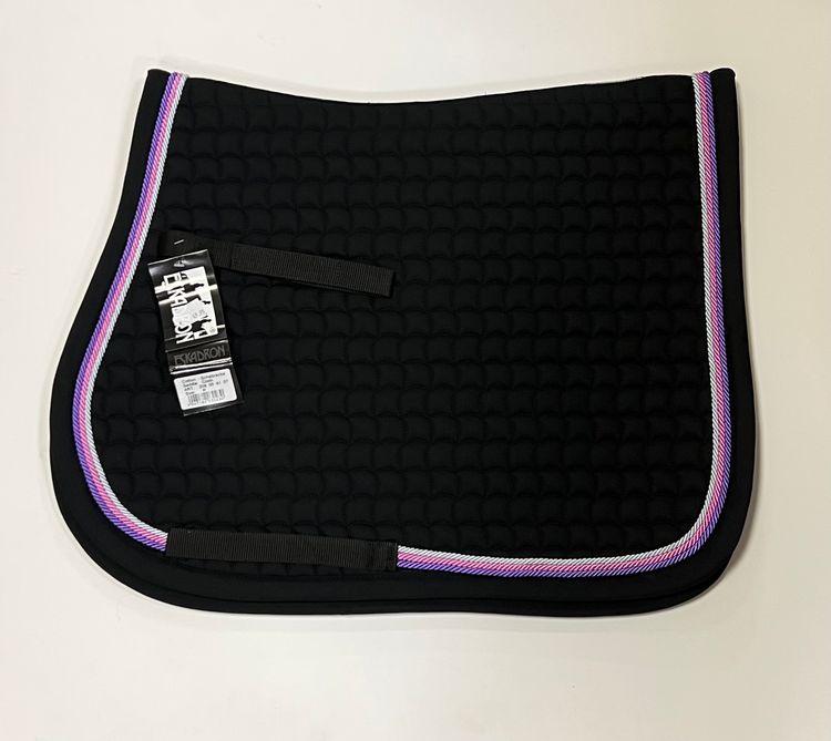 ESKADRON Cotton Schabracke black, 3fach Kordel lila, pink, silber