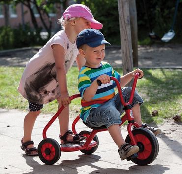 Winther Mini Ben Hur mit Pedalen - Kinderfahrzeug für 1-4 Jahre