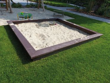 Sandkasten Namib braun 