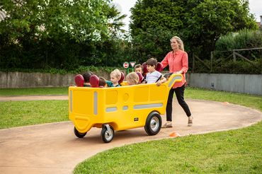 Kinderbus MARIO 6 Sitzer versch. Farben