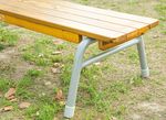 90242-90243-outdoorbank-detail.jpg
