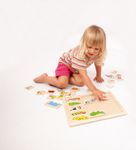 30381-holzpuzzle-match-mix-mit-kind.jpg