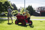50800-80-Rambler-mit-kinder2.png