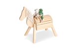 4310-Holzpferd-nelli-mit-Kuscheltieren.jpg