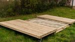 90150-Sandkasten-mit-deckel--auf-Wiese.jpg