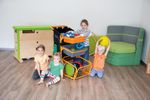87002-multitrolley-mit-hintgergrund-innen-mit-Kind-3.jpg