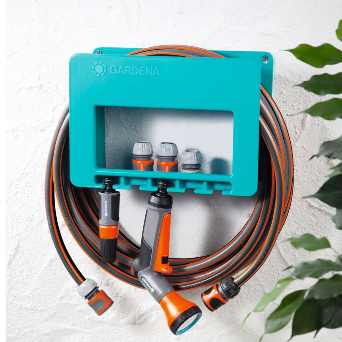 Gardena System Schlauchboy platzsparende Gartenschlauch Wandhalterung