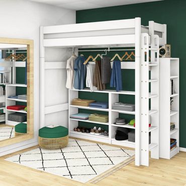 Kleiderstange unter Spiel- und Hochbett