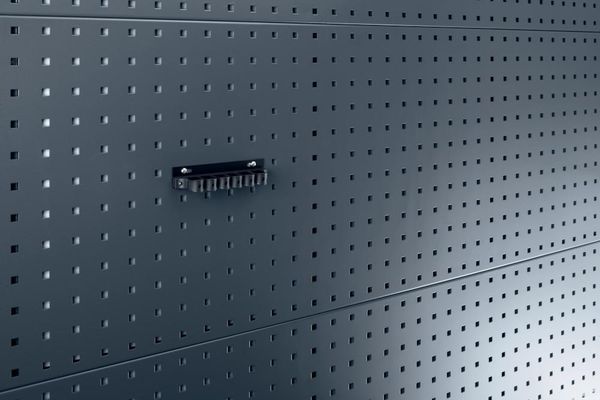 pim114722.jpg Klemmhalter B 300 mm 13 Aufnahmen für Lochplatten für Lochplatten