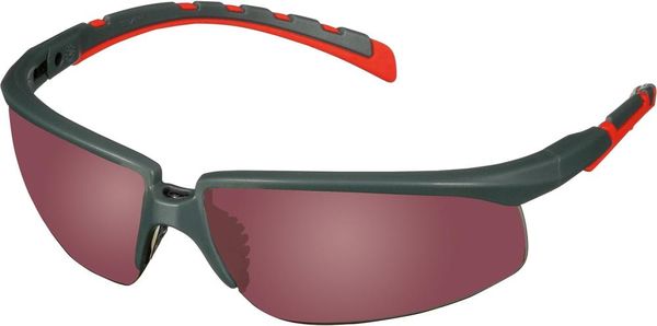 pra106101.jpg Brille Solus 2000, rote Scheibe 3M