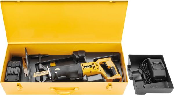 shk100539.jpg AkkuTiger 22V VE Set Rohr-Säbels. 21,6V-9,0Ah mit Vario-Elektronik (VE)2x Spezialsägebl. 2"-3,2