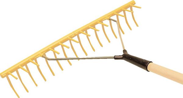 lag1106523.jpg Kunststoffrechen 16 gebogene Zinken zus. Querzinken Arbeitsbreite 64 cm