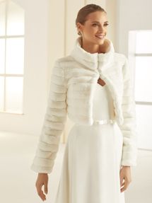 Braut-Jacke in Pelzoptik E305