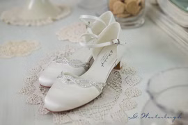 Brautschuh Annie by G. Westerleigh