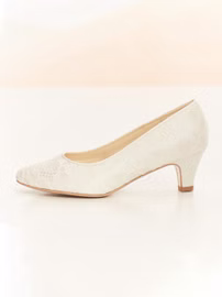 Avalia-Brautschuhe-Lara_1.jpg