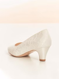Avalia-Brautschuhe-Lara_2.jpg