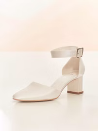 Avalia-Brautschuhe-Vera_1.jpg