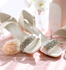 Brautschuhe Lilien by G. Westerleigh