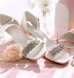 Brautschuhe-Lilien-by-G--Westerleigh_5.jpg