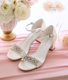Brautschuhe Lilien by G. Westerleigh