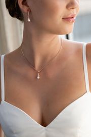 Schmuckset mit Ohrringen