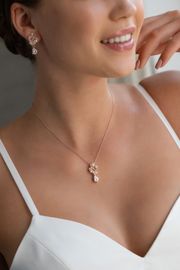Schmuckset mit Ohrringen