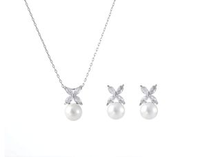 Schmuckset mit Ohrringen