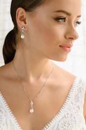 Schmuckset mit Ohrringen