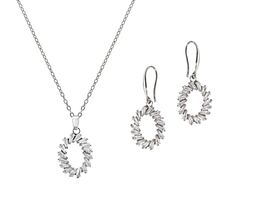 Schmuckset mit Ohrringen
