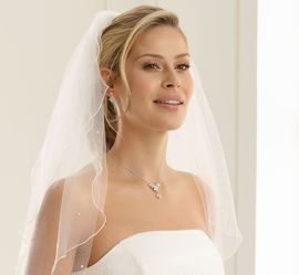 Bianco Evento Brautschleier S22P - Länge 70/60 cm