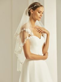 Bianco Evento Brautschleier S304 – Länge 80/60 cm