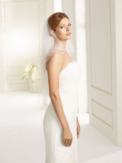 Bianco Evento Brautschleier S70 – Länge 80/60 cm