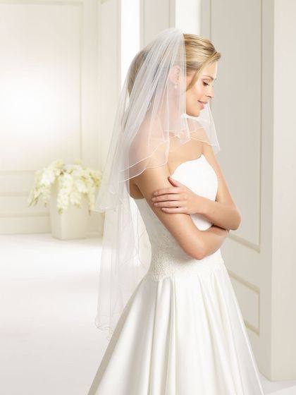 Bianco Evento Brautschleier S194 – Länge 110/70 cm