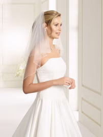 Bianco-Evento-bridal-veil-S71--1--min.jpg