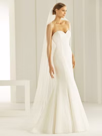 Bianco-Evento-bridal-veil-S296--1--min.jpg