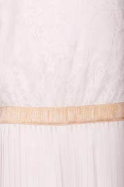 Jumpsuit-mit-Spitze-I-Ecru_1.jpg