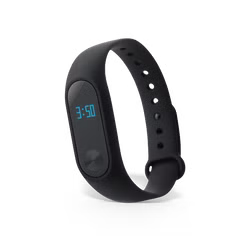 gear-smartwatch-01.png Schmale Digitaluhr, eingebettet in ein schwarzes Kautschukarmband