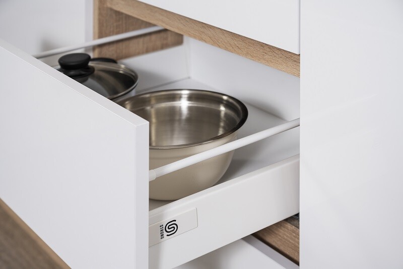 --10_8.JPG