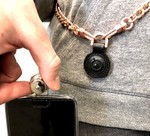LOXX---Connector-mit-Kette-Handy-ab.jpg