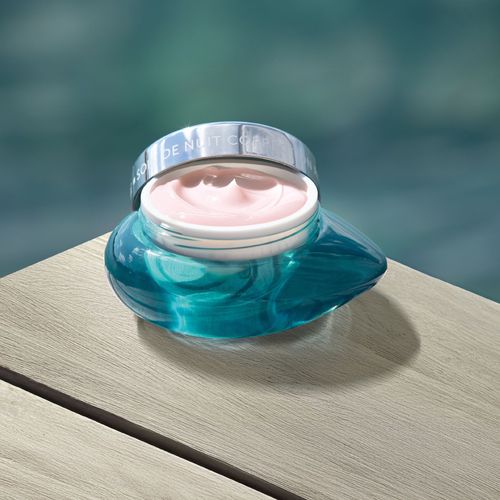 Faltenkorrigierende Nachtcreme 1