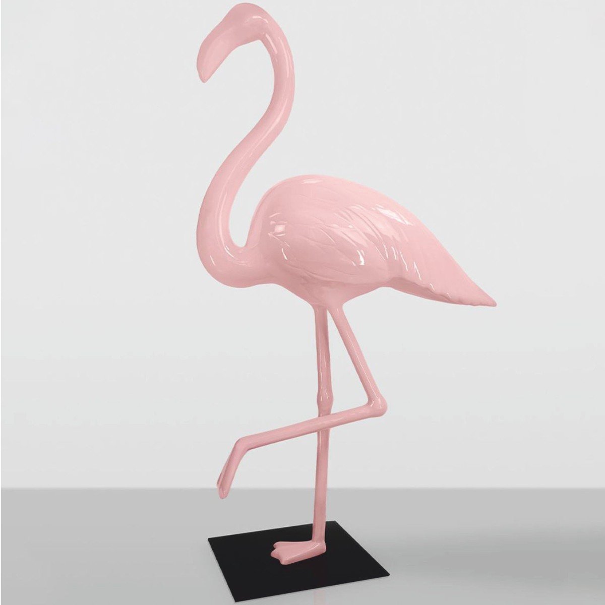 XXL Flamingo Skulptur in Rosa mit schwarzen Akzenten, 210 cm hoch, von Casa Padrino