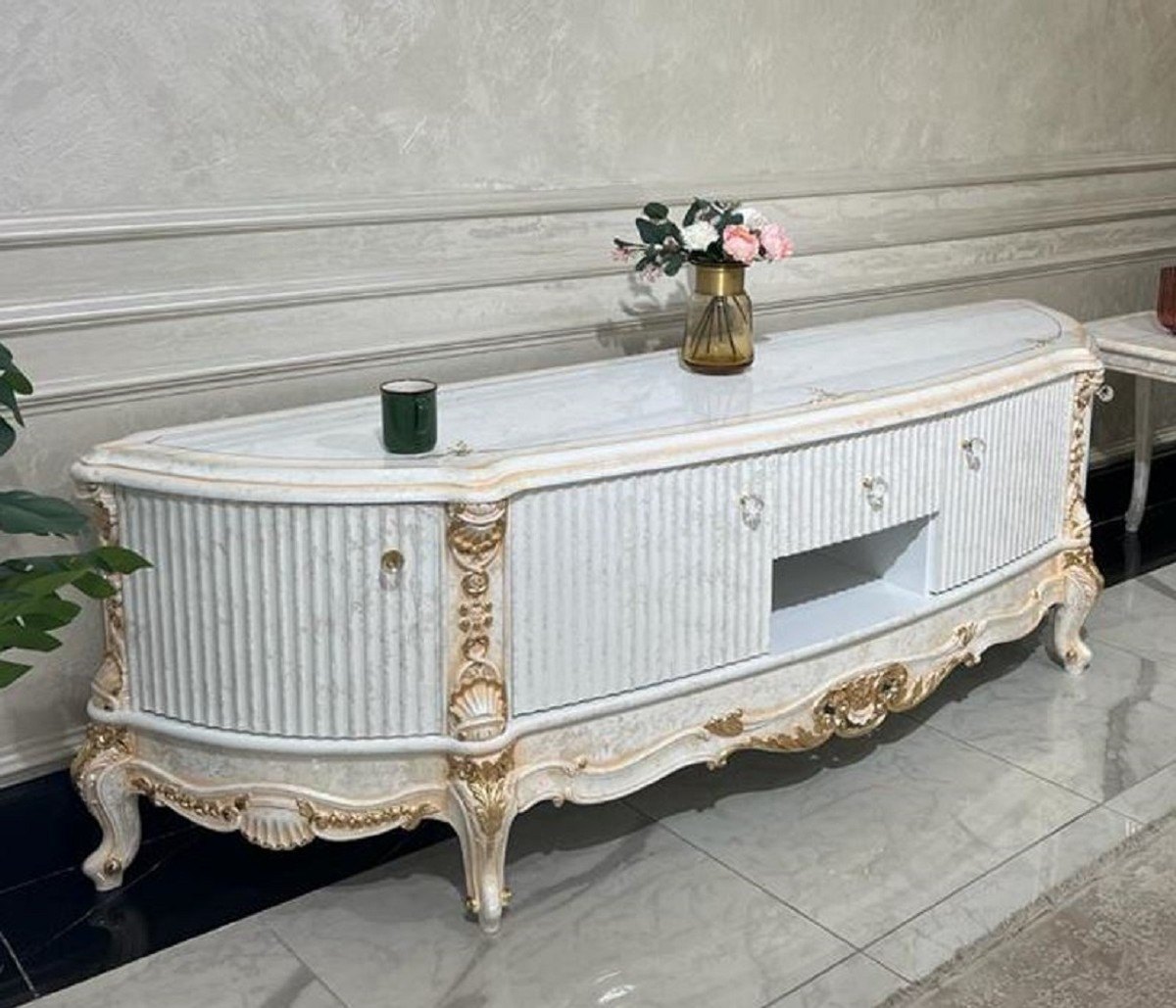 Sideboard Weiß Gold aus Massivholz mit vier Türen und Schublade im Barockstil von Casa Padrino